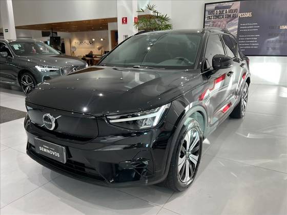 VOLVO XC40 P6 RECHARGE ELECTRIC PLUS VOLVO XC40 P6 RECHARGE ELECTRIC PLUS
